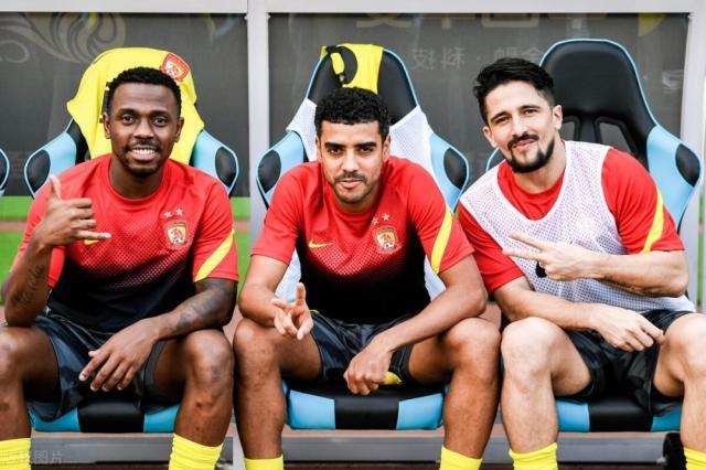 世界杯官方直播软件下载-归化国脚携手离开?中澳战后艾克森等人直接回巴西