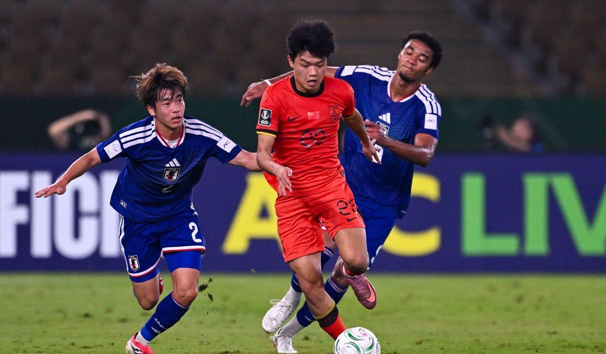 世界杯比赛在线观看入口-足球报:杨希的转会谈判历经多轮博弈;海港11月就曾接触球员